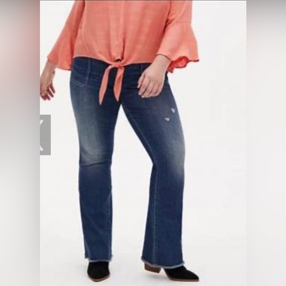 COPY - NWT TORRID Flare Back Country Pocket Premium Mid-Rise Jean. Sz 16